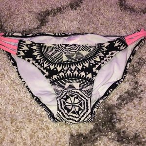Women’s swim bottoms